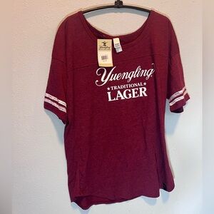 Yuengling Brewery Beer Sweatshirt Crew Neck Red Fleece Large New